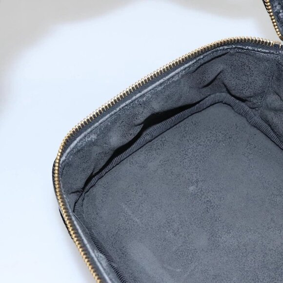 CHANEL Bicolore Vanity Cosmetic Pouch Grained Calf Skin Black Gold CC Auth - Picture 13 of 15